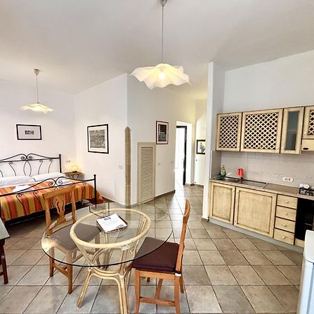 Kallistos Suites & Apartments Gallipoli Ngoại thất bức ảnh