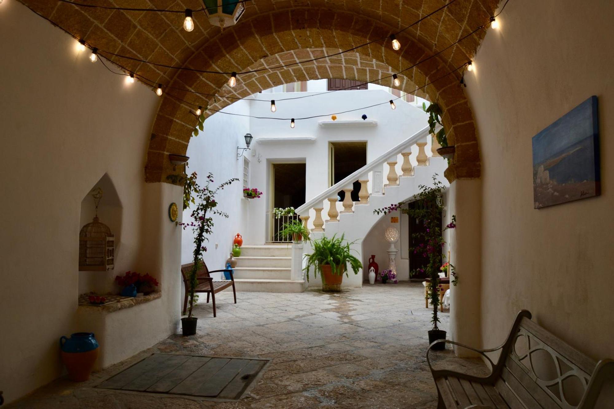 Kallistos Suites & Apartments Gallipoli Ngoại thất bức ảnh