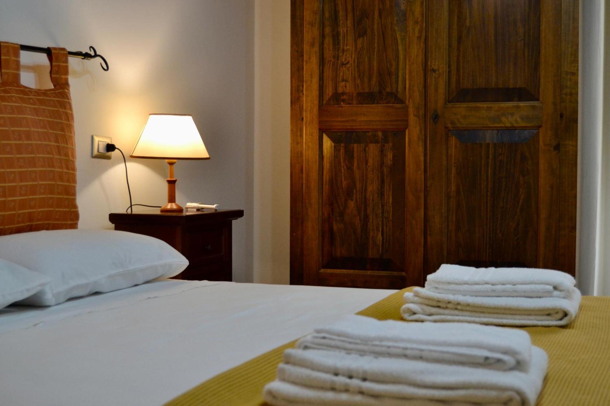 Kallistos Suites & Apartments Gallipoli Ngoại thất bức ảnh