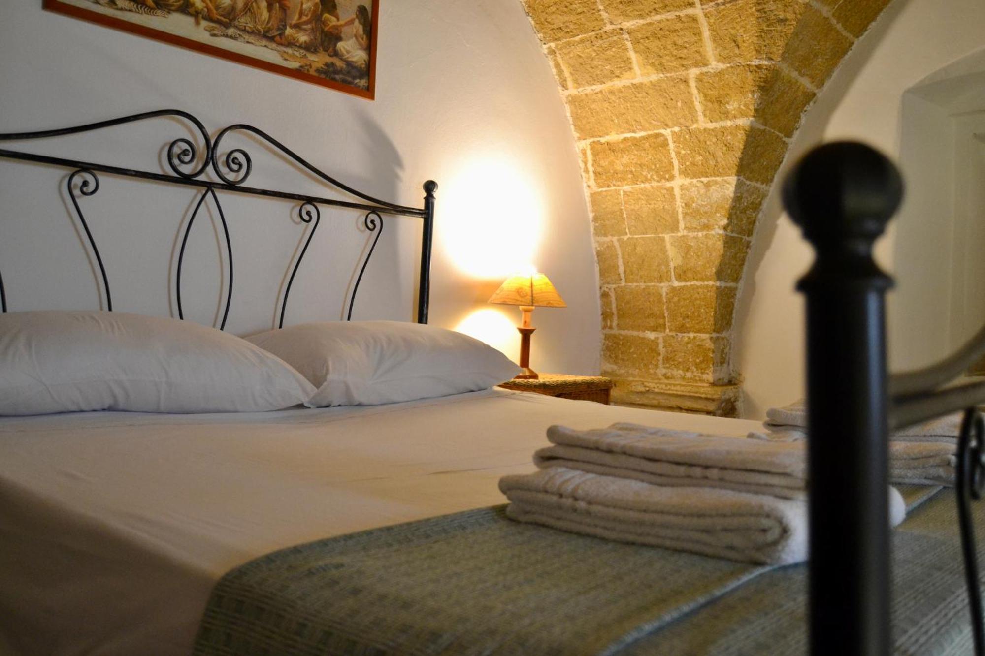 Kallistos Suites & Apartments Gallipoli Ngoại thất bức ảnh
