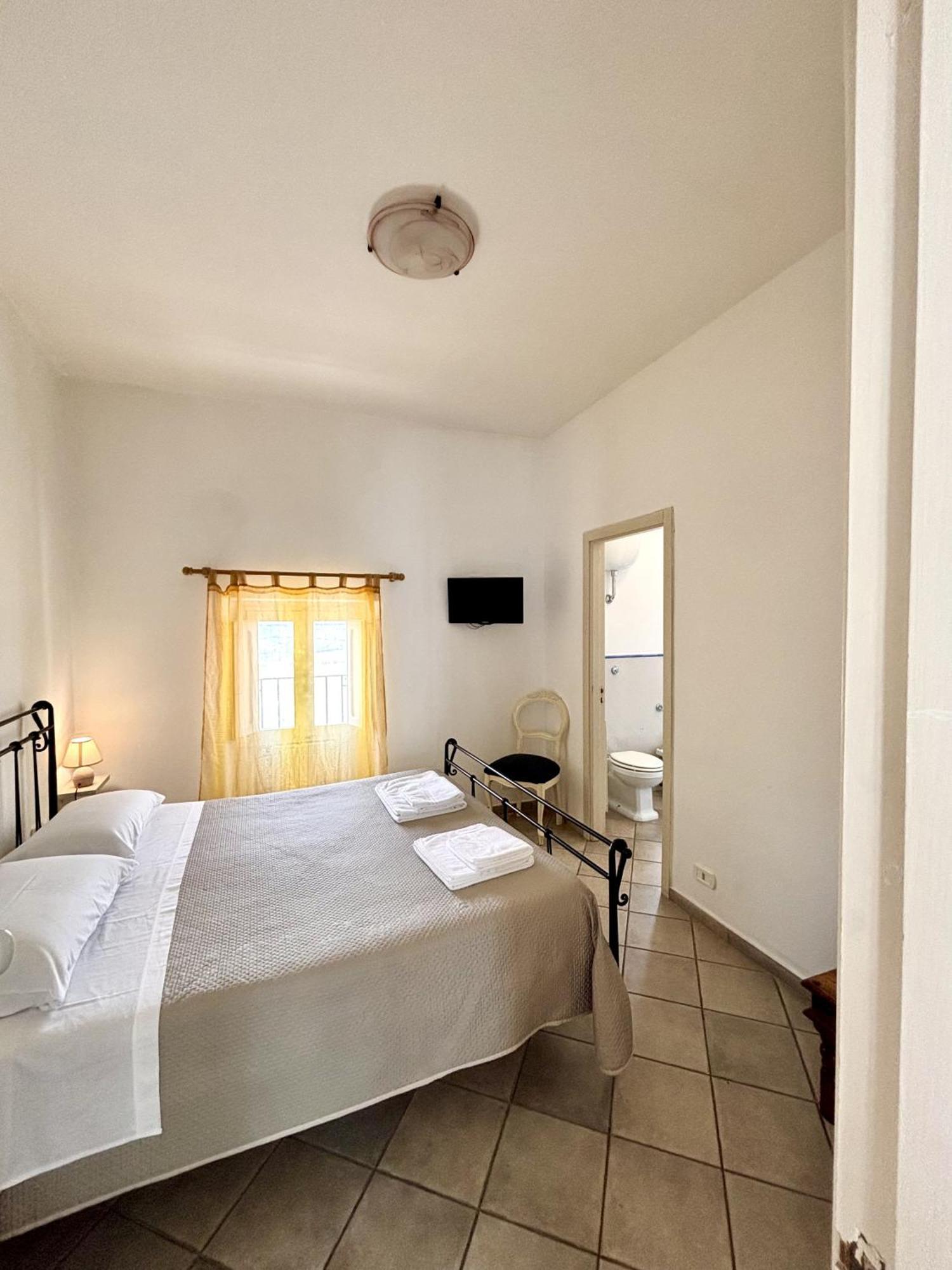 Kallistos Suites & Apartments Gallipoli Ngoại thất bức ảnh