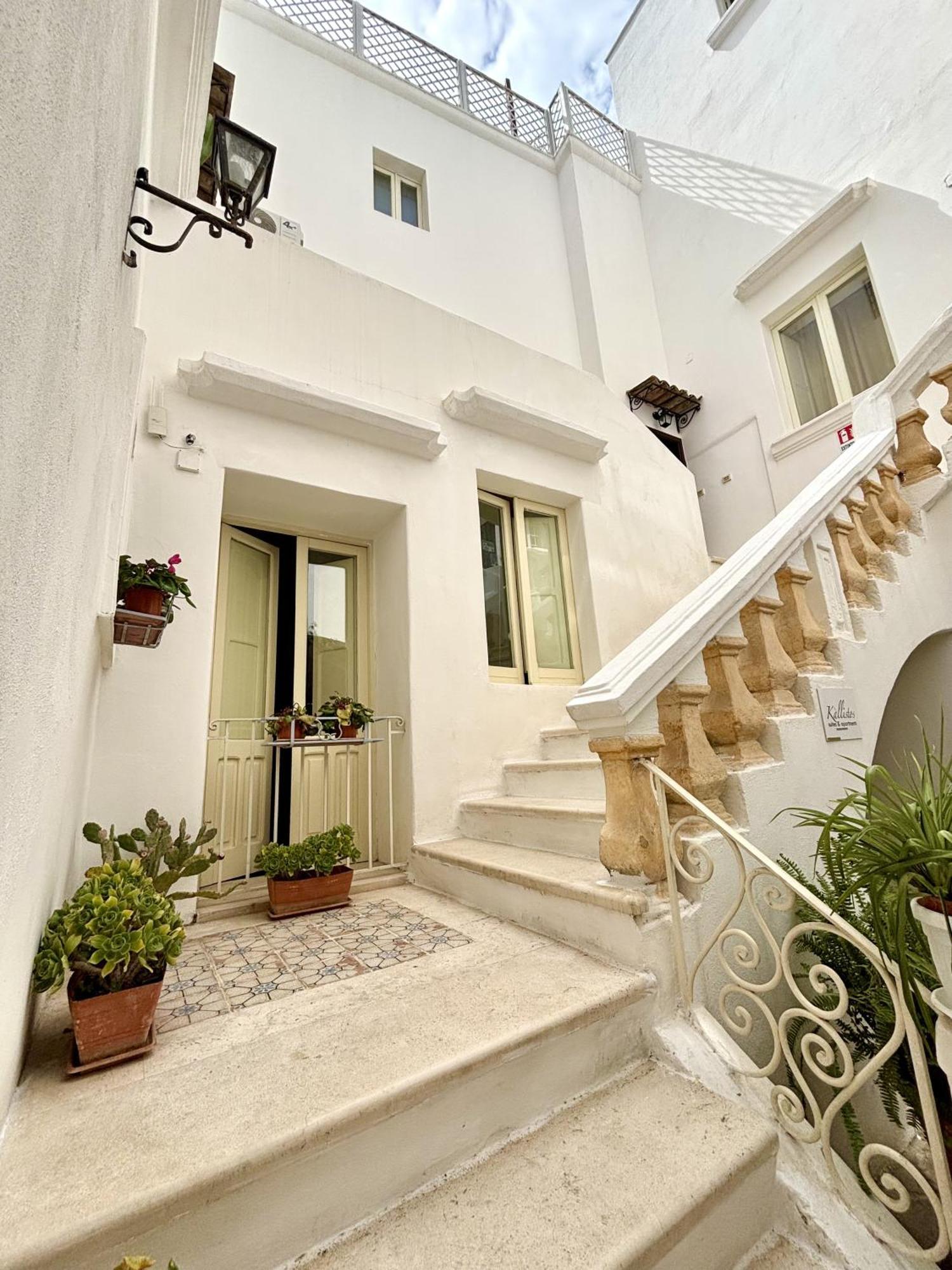 Kallistos Suites & Apartments Gallipoli Ngoại thất bức ảnh