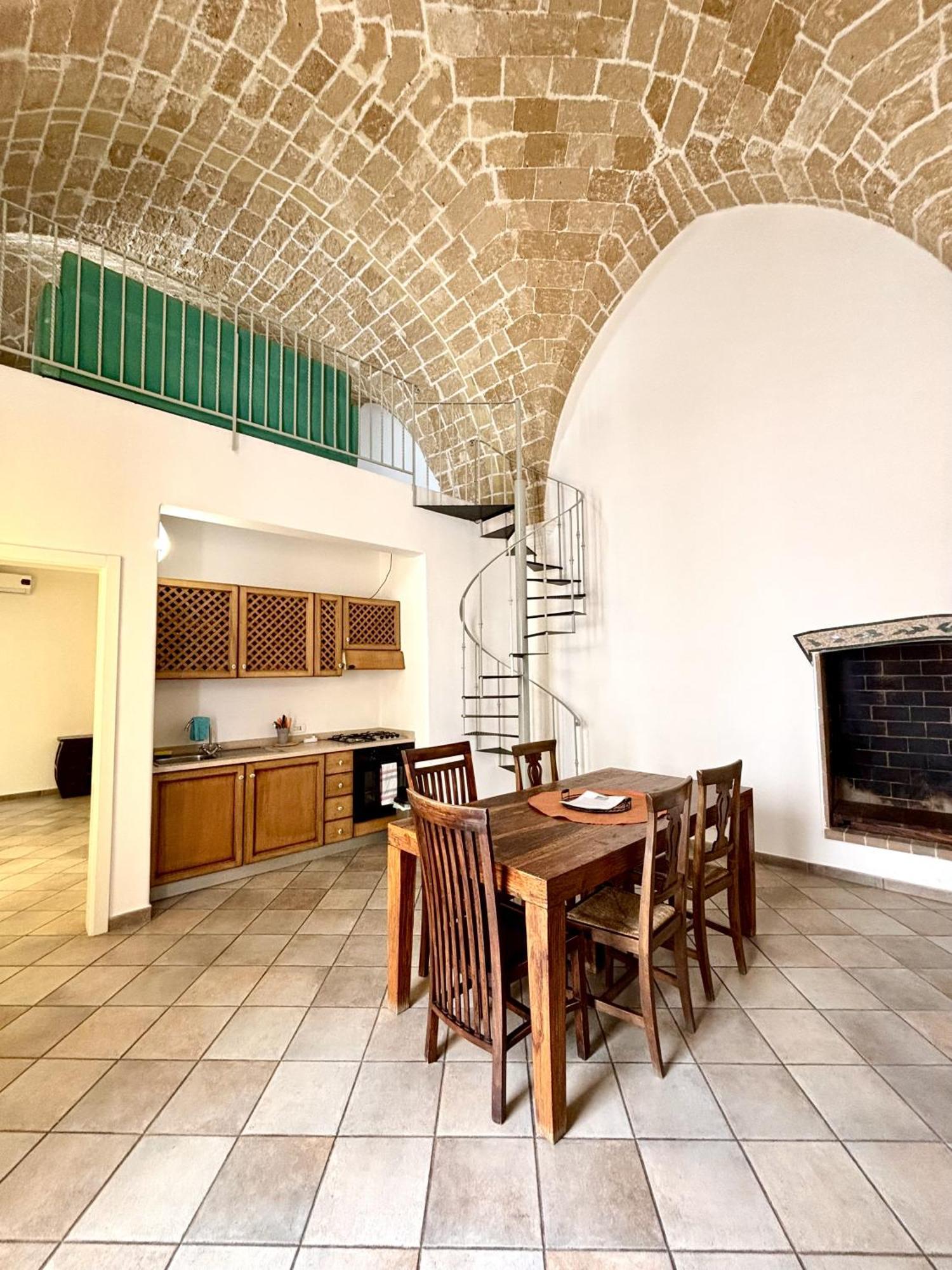 Kallistos Suites & Apartments Gallipoli Ngoại thất bức ảnh